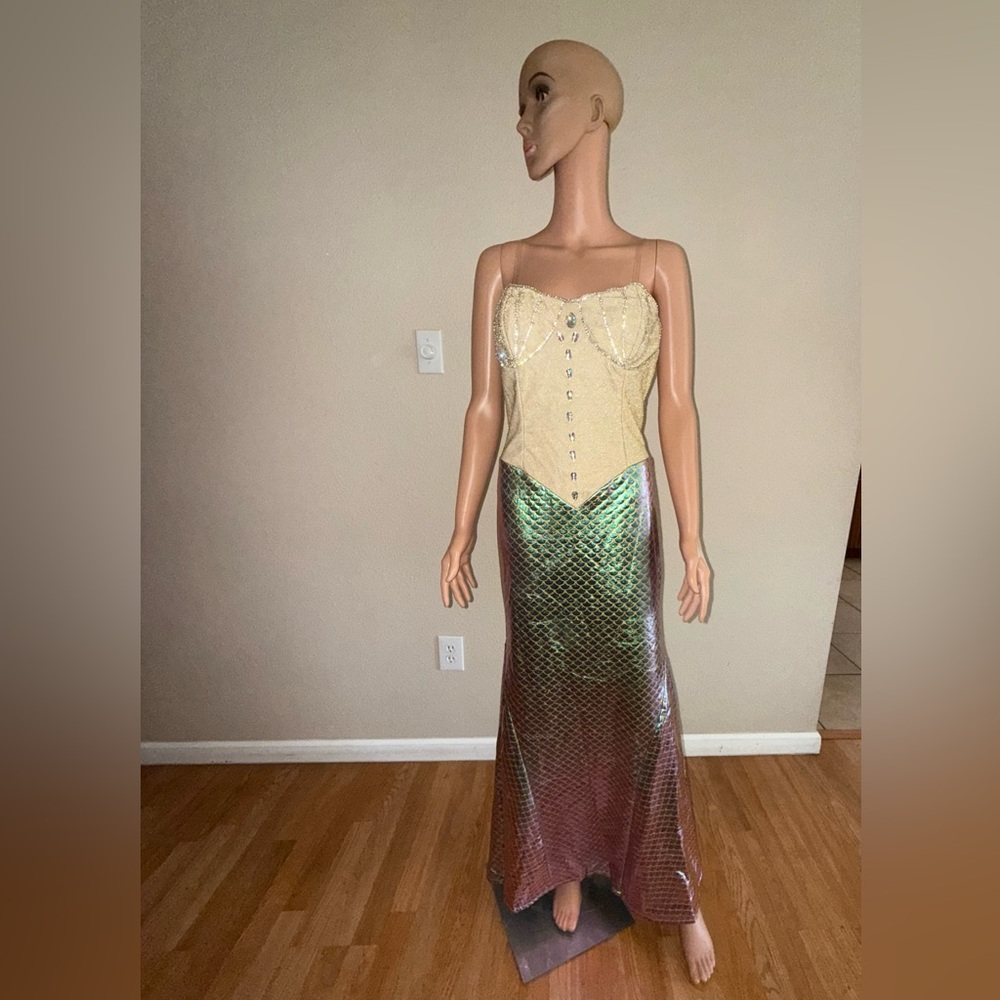 “Strapless” Shiny Mermaid Dress